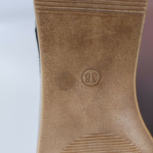 SOPHIA MILANO Black Suede Platform Sandals - Picture 8 of 9